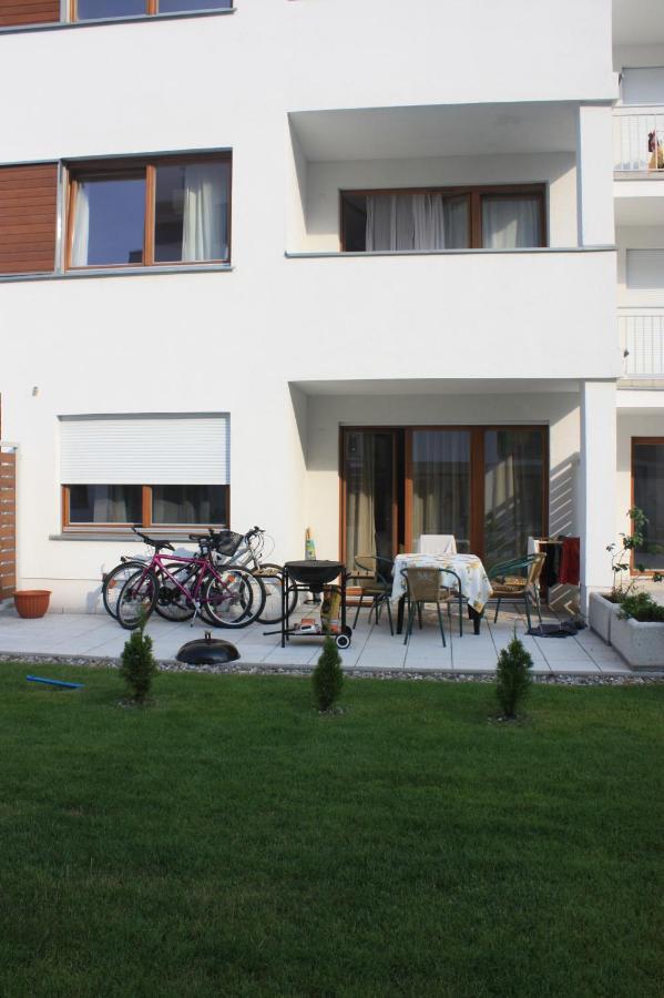Swinoujscie Platan Patio 2- Berry Apartments Exterior foto